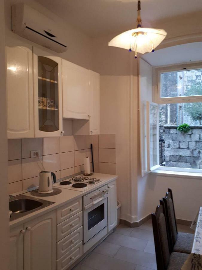 Apartment Antonio ดูบรอฟนิก ภายนอก รูปภาพ